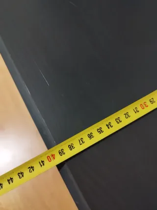 Mueble auxiliar con patas