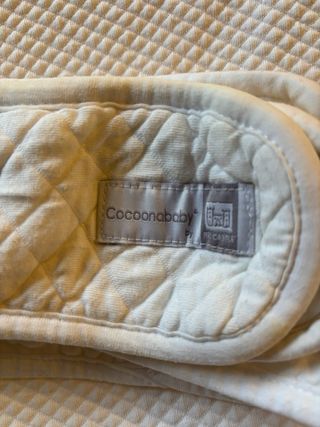 Nido Red Castle Cocoonababy ergonómico con fundas