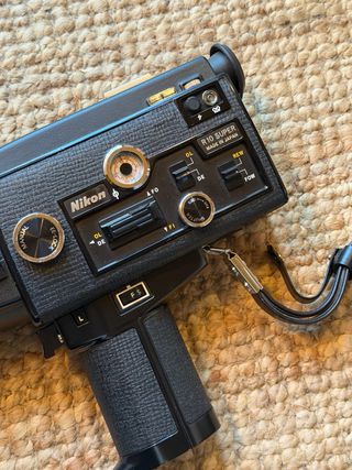 Cámara Super 8 Nikon R10