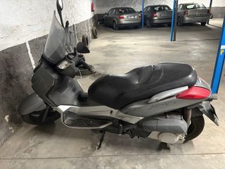 Yamaha XMAX 250 (2008) ITV 2027. Inyección.