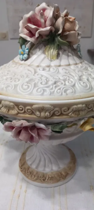 Sopera Capodimonte Flores Porcelana