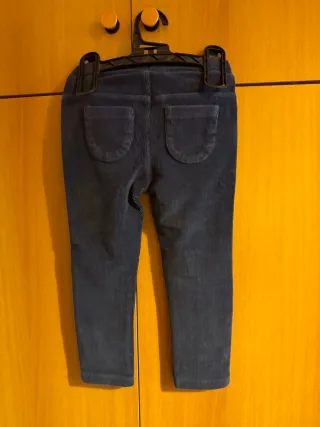 Pantaloni in velluto a coste blu