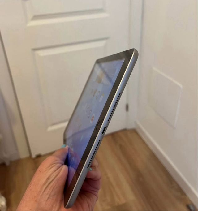 iPad 5ª Gen 128GB Plata