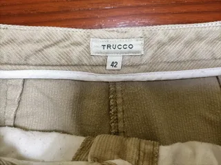 Pantalón pana Trucco Talla 42. Medidas en fotos.