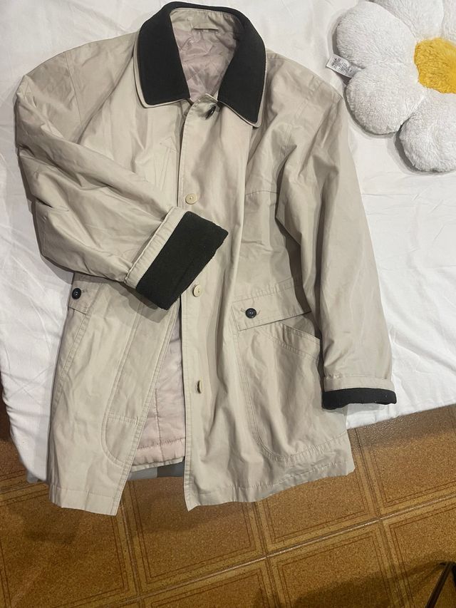 Abrigo beige y marron hombre