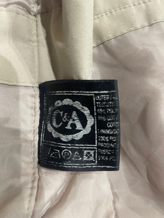 Abrigo beige y marron hombre