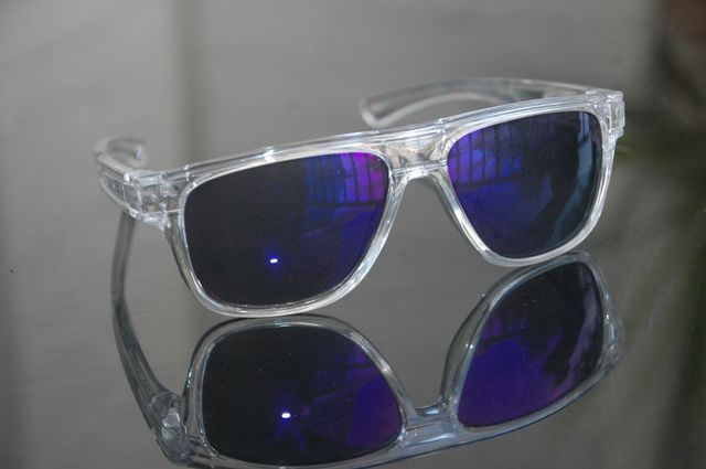 Occhiali da sole 5 unità a 4€ ciascuno