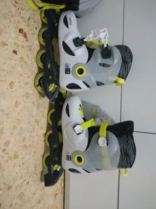 Patines infantiles OKELO talla 32-34  Con bolsa