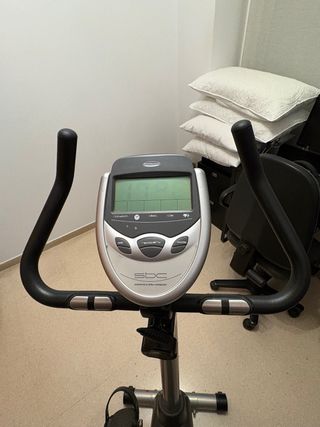 Bicicleta Estática BH Fitness ProAction