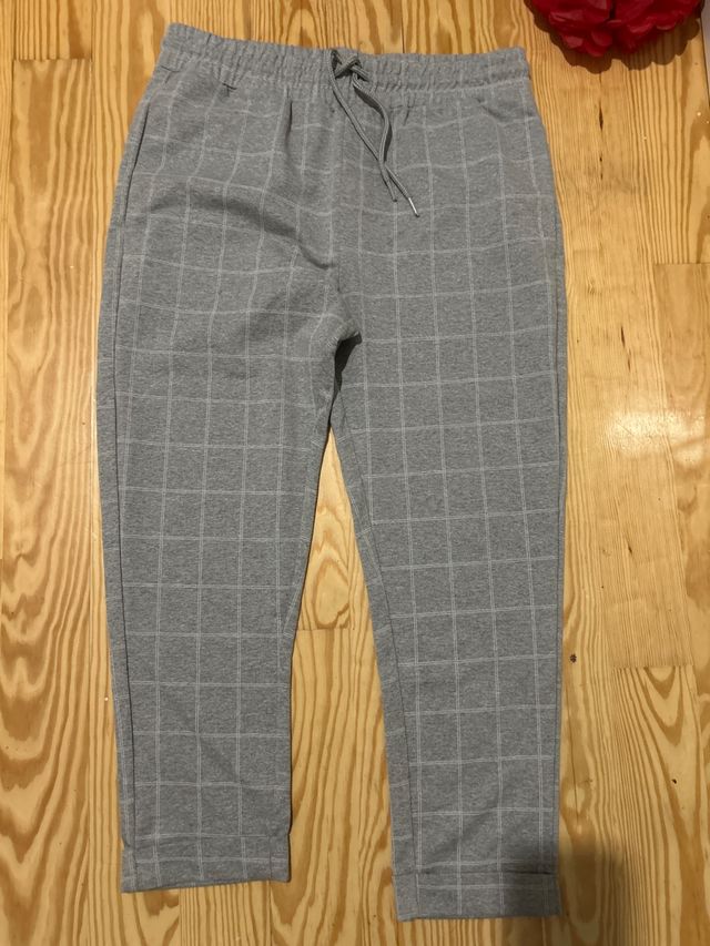 Pantalón de hombre gris a cuadros