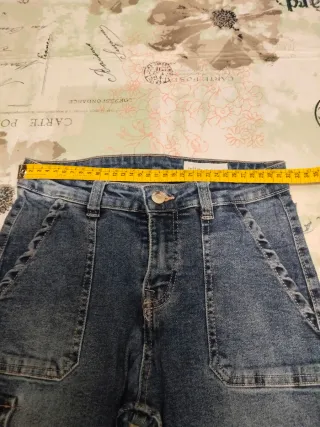 Pantalón vaquero niña flare cargo