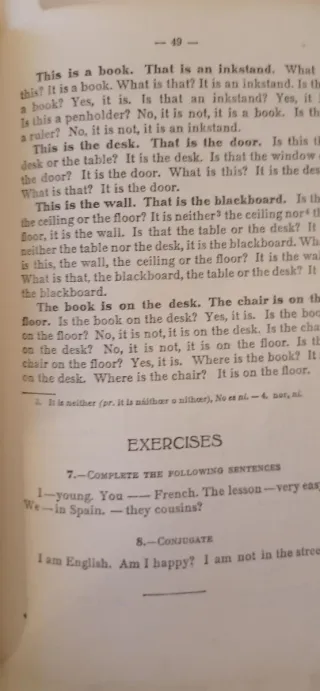 Tres libros antiguos de enseñanza