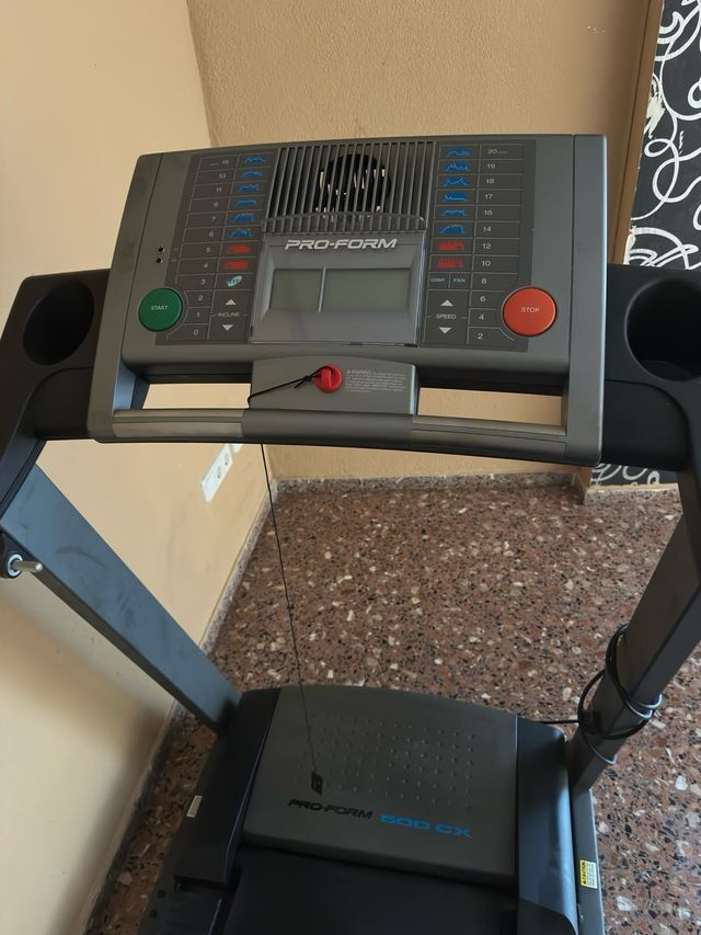 Cinta de Correr marca Pro Form 500 CX