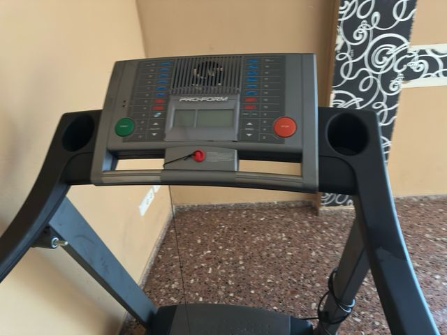 Cinta de Correr marca Pro Form 500 CX