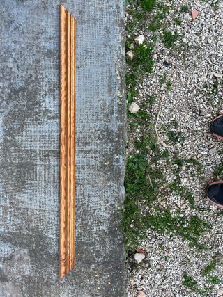 Marco y puertas de madera para armario empotrado