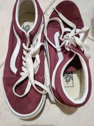 Zapatillas Vans Talla 36.5 Rojas