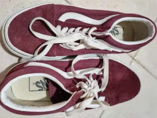 Zapatillas Vans Talla 36.5 Rojas