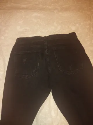 Pantalones Zara negros rotos