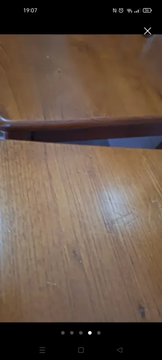 Juego de 4 sillas de madera