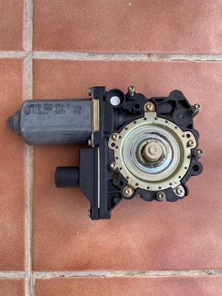 Motor elevalunas VW Lupo conductor Original VW