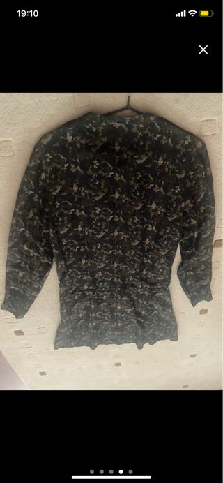 Vestido IKKS verde militar estampado