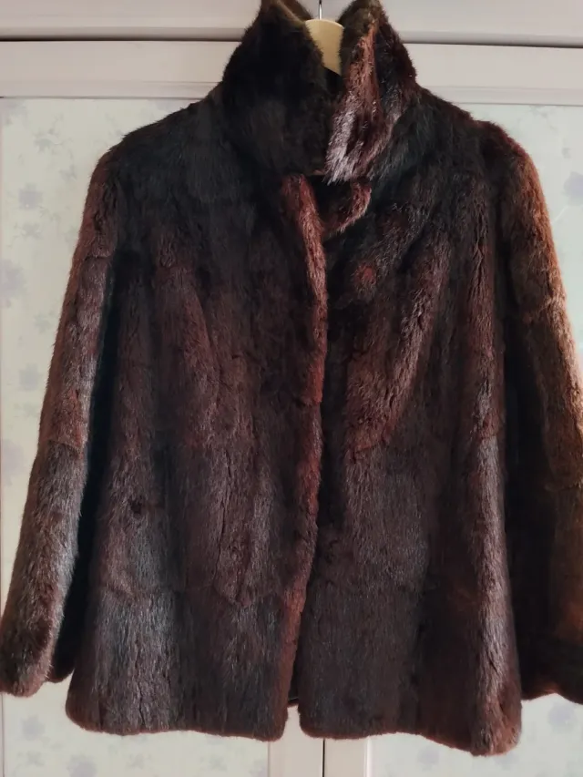 Chaquetón de pelo marrón