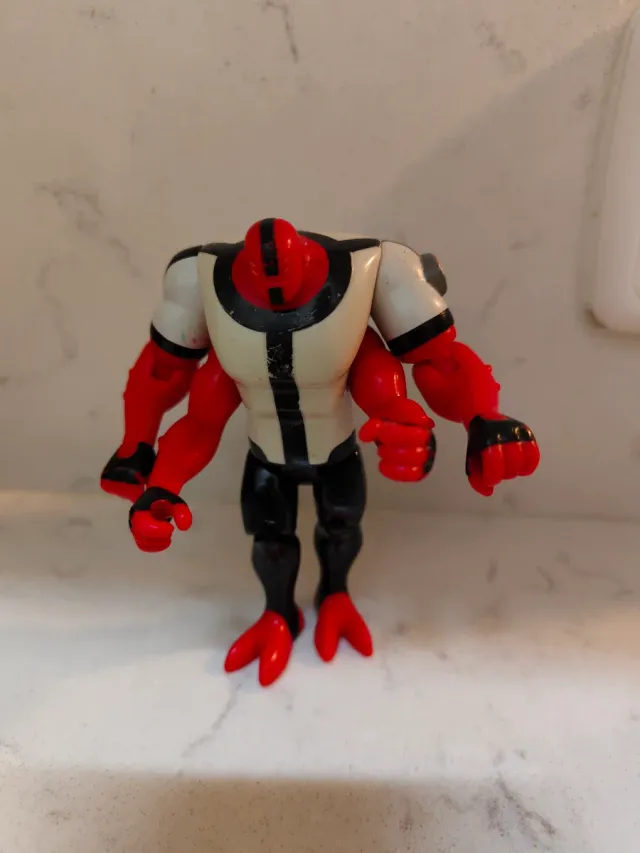 Figura Ben 10 Quattrobraccia