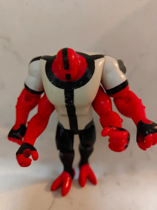 Figura Ben 10 Quattrobraccia