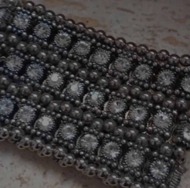 Bracciale elastico alto con strass