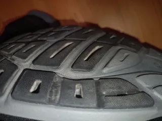 Zapatillas Topo Athletic Negras y Grises