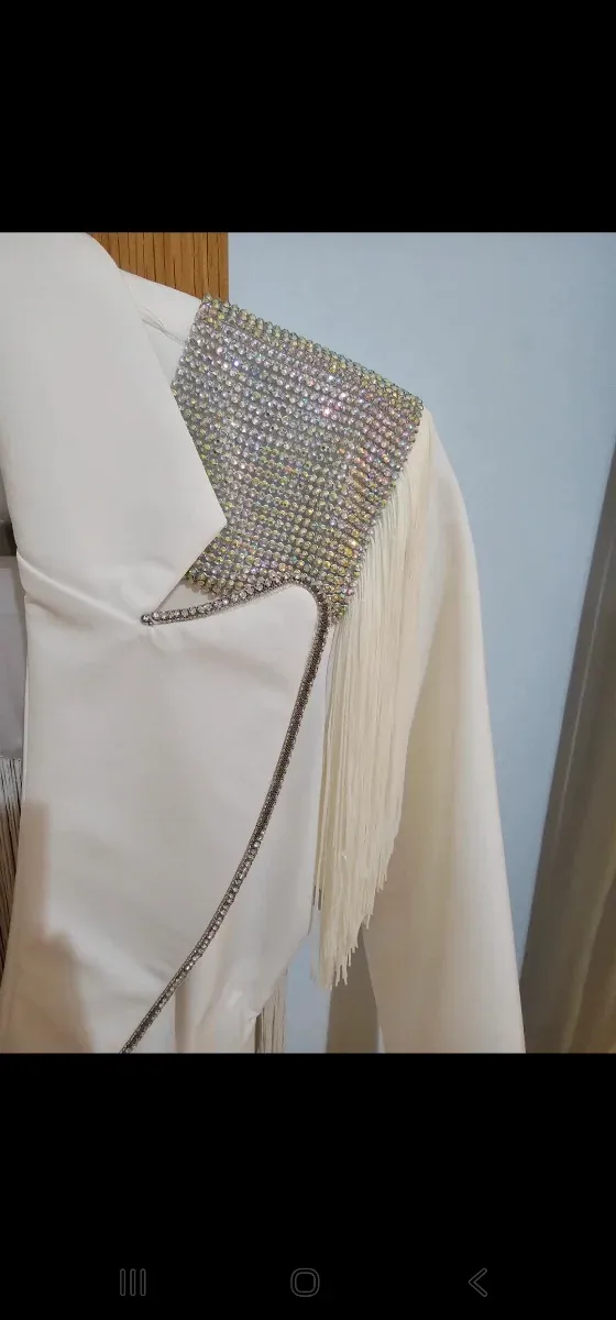 Vestido blanco con flecos y circonitas xxs