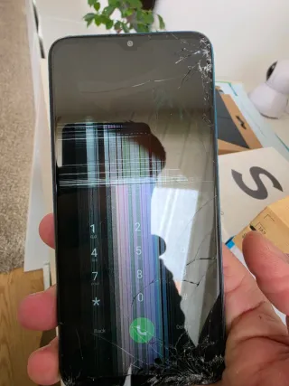 Xiaomi Redmi 9 bloqueado y pantalla rota