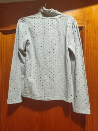Jersey Mayoral cuello alto gris corazones. Talla 8
