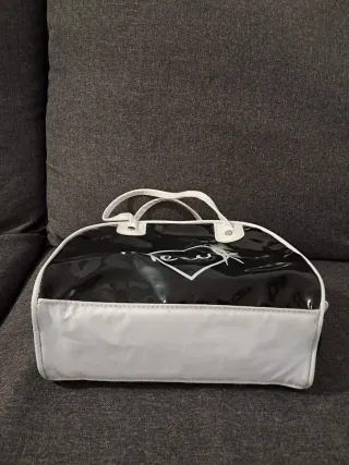 Borsa Tezuk nera con cuore bianco