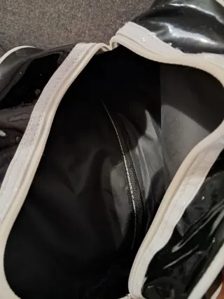 Borsa Tezuk nera con cuore bianco