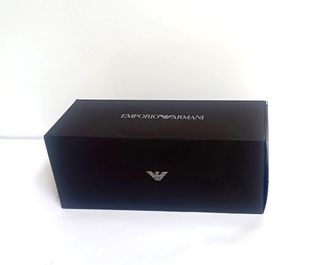 Caja Emporio Armani Negra