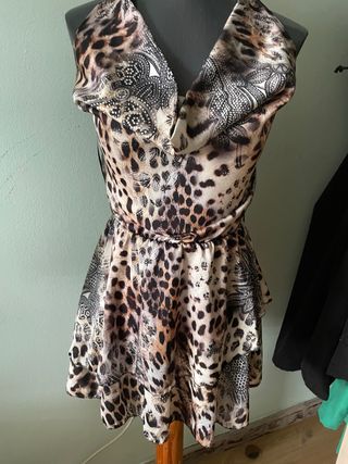 Vestido estampado animal print elegante hasta T-M