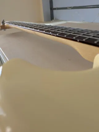 Guitarra Eléctrica Entwistle EST100