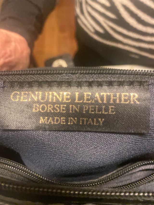 Bolso italiano piel negro cocodrilo