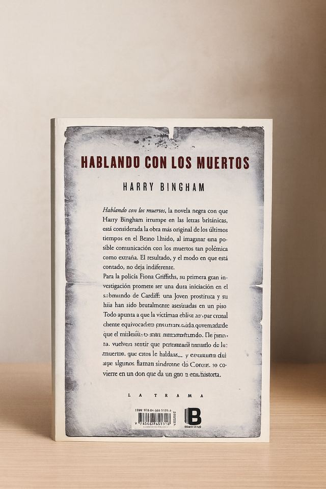 Libro Novela Hablando con los muertos