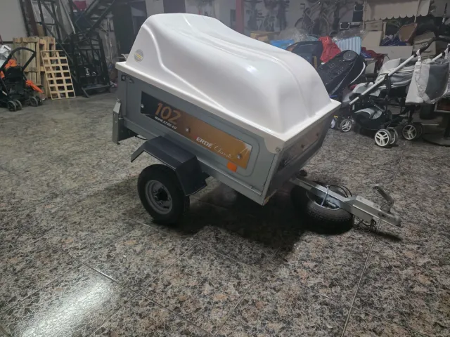 Remolque Erde 102