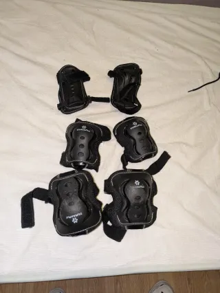 Patines ajustables Talla 33-37 + Protecciones