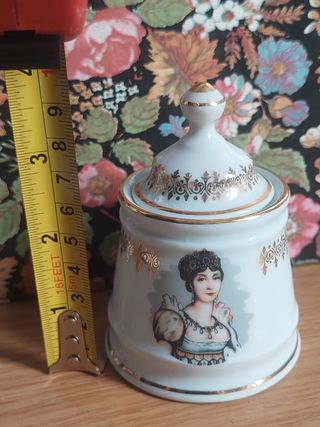 Zuccheriera vintage con decoro donna