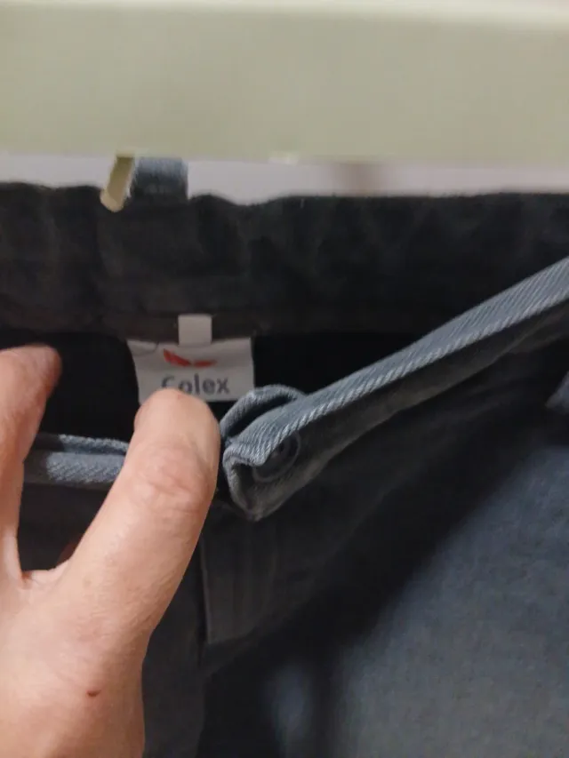 Pantalón corto uniforme Escola Joan 23 T.14