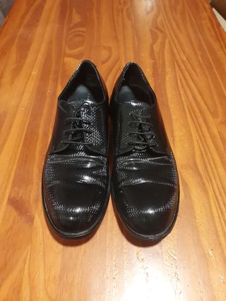 Zapatos de vestir negros para hombre