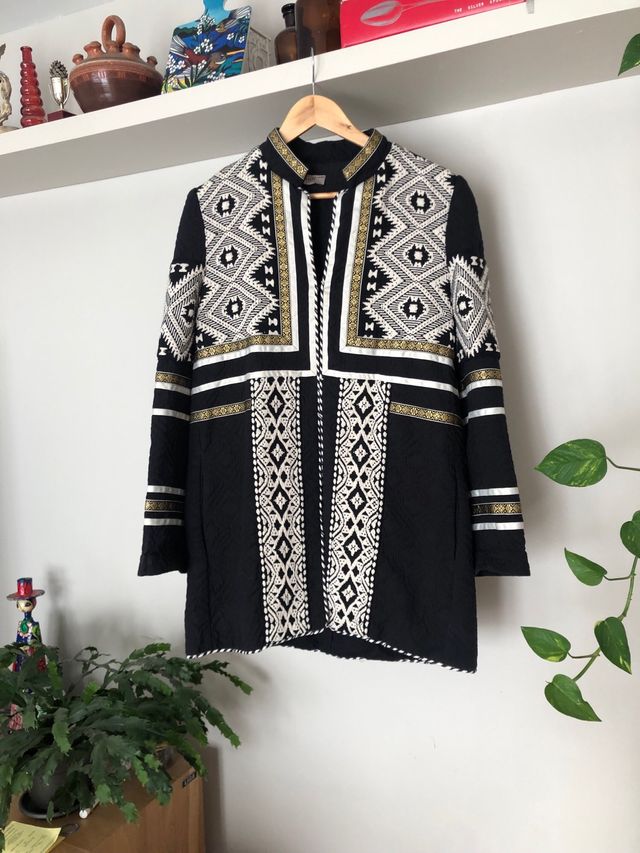 Sketch Concept Abrigo Bordado Étnico M