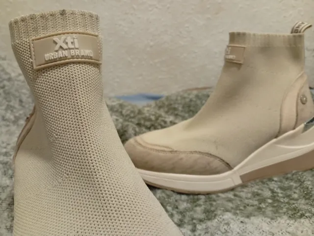 Zapatos Deportivos Xti Urban Brand Beige