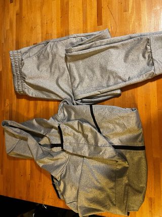 Conjunto deportivo Nike Tech Gris