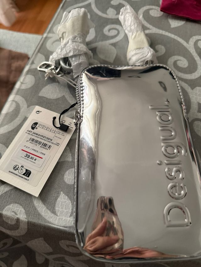 Porta móvil Desigual plateado