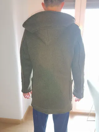 Abrigo de lana verde oliva